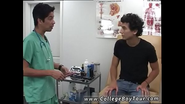 Papa Kerl Homosexuell Sex Geschichten xxx Nach einigem Anpassen auf dem Tisch, der