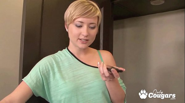 Guarda il video di adolescenti piuttosto grossi