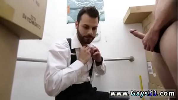 Sesso gay nudo con muscoli e ragazzi che mordono i bob durante xxx I