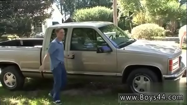 Chicos emo haciendo porno gay Cody's Bukkake Party