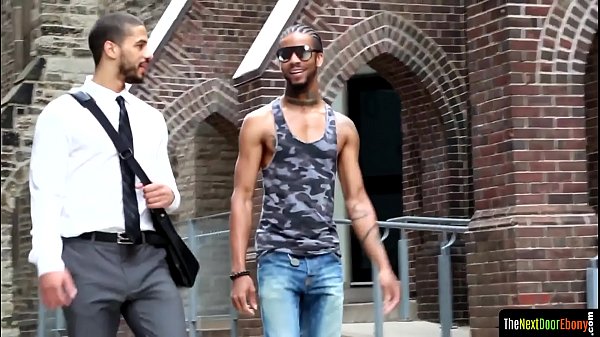 Ébano amateur enculada guapo semental latino