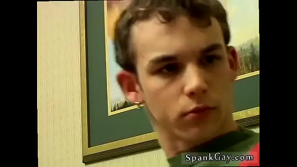 In Bikini-Slips verprügelt und schwule Filme im Windelstil verprügelt