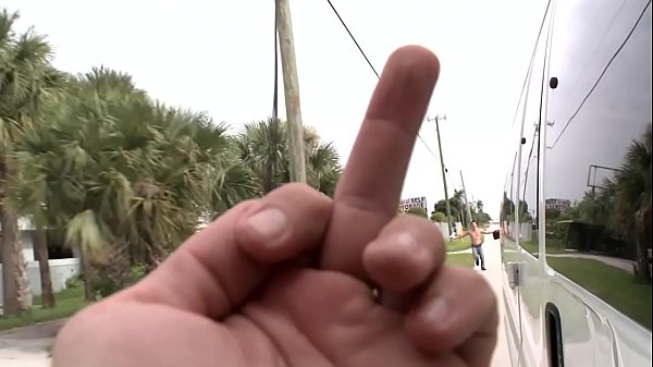 BAIT BUS - 红发女郎史蒂文庞塞想要泰勒的直鸡巴插入他的屁股