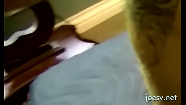 Homo-Pornos mit dem Nachbarn genießen