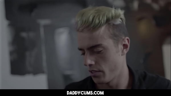 padrasto e caso - Sean Peek, Manuel skye