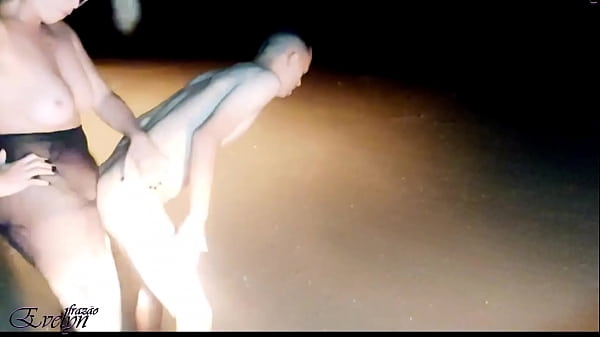 NOVINHO DI INTERIOR MI HA DATO IL CULO AL CANAVIAL DI NOTTE