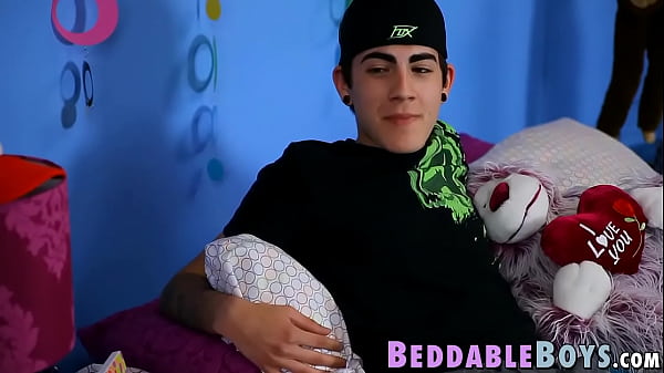 Damien Telrue et Rad Matthews, amateurs gays minets, race anale