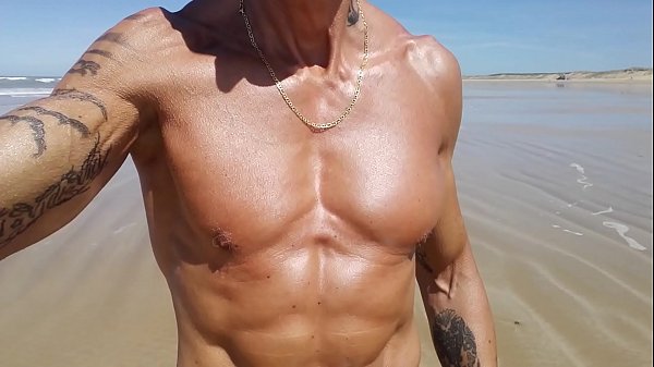 exhib and pee on a naturist beach
