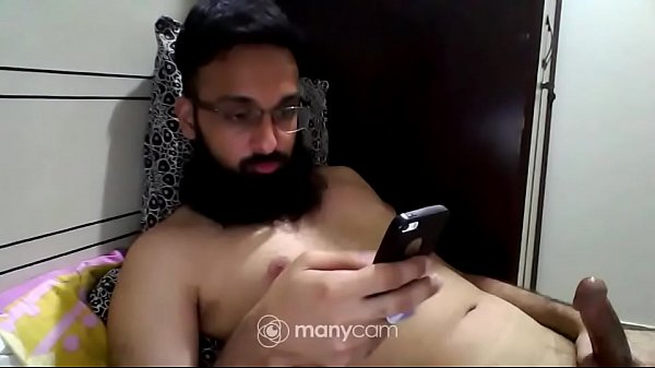 Long beard masturbating