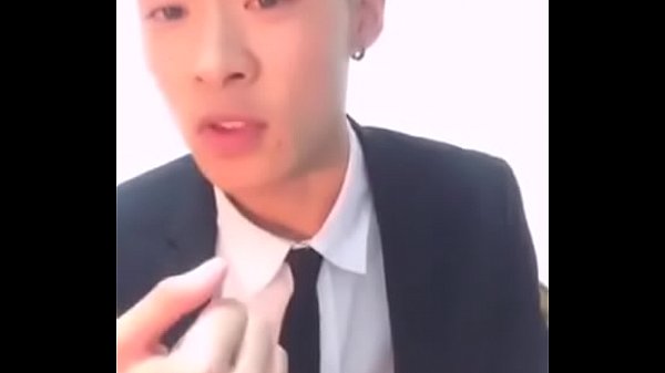 射出来然后舔并吃美味的性爱