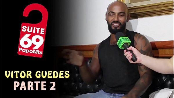 #Suite69 - Pornstar Vitor Guedes habla sobre la experiencia de ser pasivo en el escenario - Parte 2 - Nuestro Twitter @TVPapoMix