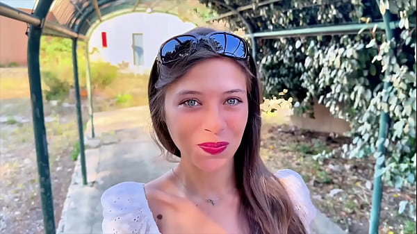 Dulce chica adolescente amateur