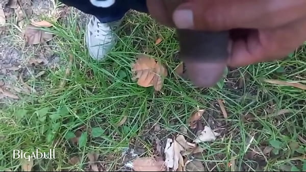 En el campo montrando el chimbo