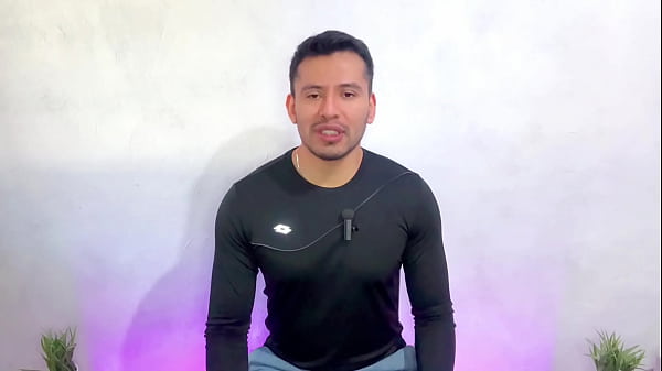 Kolumbianischer Seminarist penetriert einen jungen Chilenen ohne Sattel mit seinem 20 cm langen Schwanz im Seminaristenhaus! sexuelle Geschichte