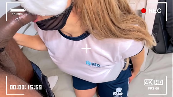 Assista ao vídeo adolescente anal quente