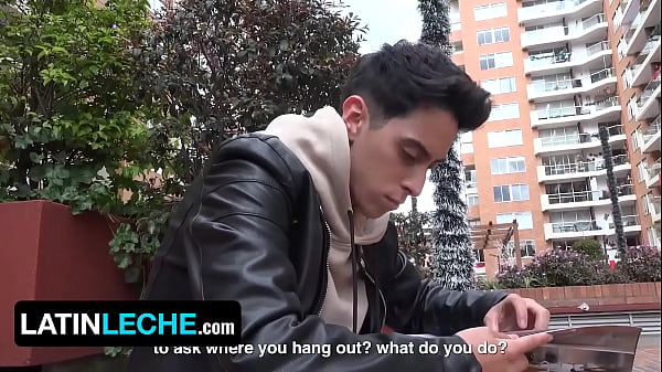 Nate Wayne, diciottenne amatoriale etero, prende il cazzo da dietro per la prima volta - Latin Leche