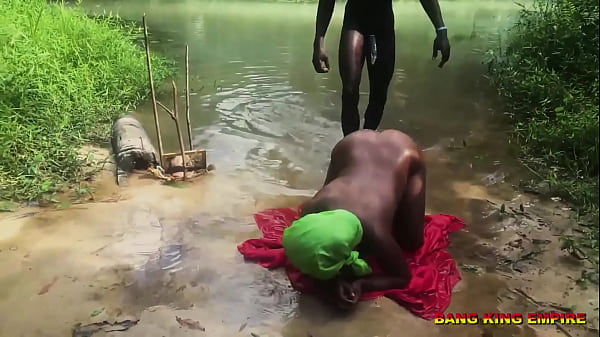 本地直播浴缸结束后入式性交