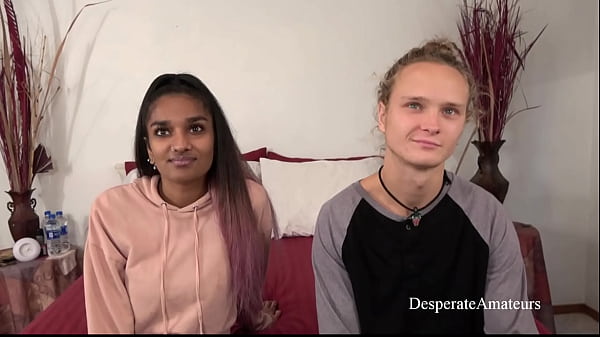 हताश शौकीनों की सेक्सी बड़े स्तन वाली माँएँ अपनी तंग योनियों को बड़े सख्त लंड से जोरदार तरीके से चोद रही हैं