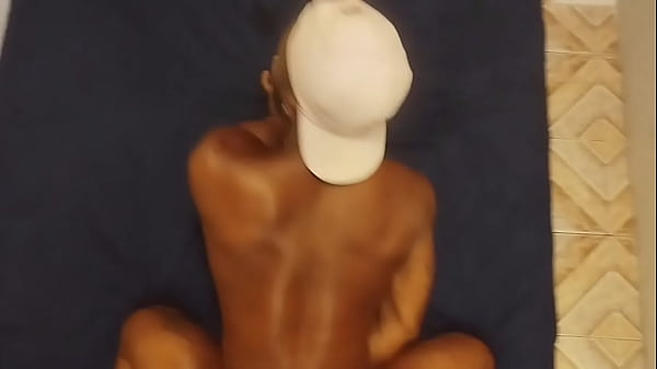 Depois do futebol tenso, dei uma macetada no zagueiro que ele miou igual putinha (Pr&eacute_via)