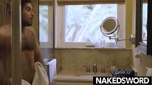 Beau Butler und Diego Sans beim wilden Pool-Raw-Ritt