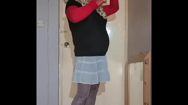 who wants to humiliate me im hear ready and waiting