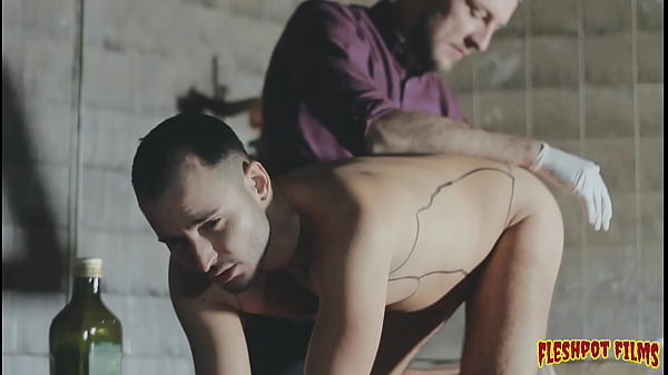 FleshPotFilms: Brett Tyler phải đối mặt với sự chuẩn bị kỹ lưỡng trước thử thách nấu ăn với Blake James