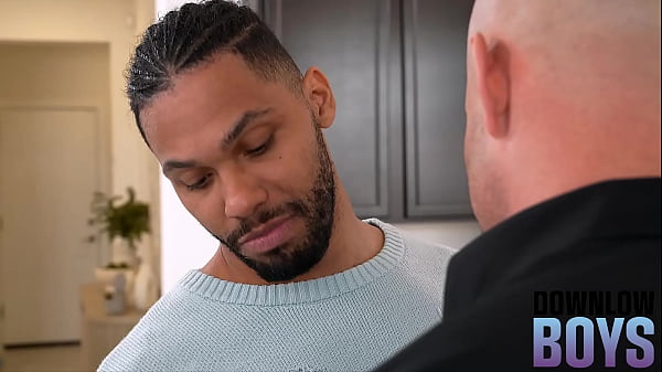 DOWNLOW BOYS – Der geile Tony kriecht nach Brocks großer Beule