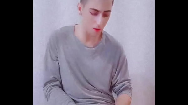 Sexy handsome guy jumps and cums multiple times. Hot sounding