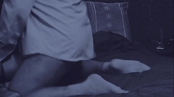 Encuentro con una trans hermosa y obediente, que se entrega sin decir una palabra