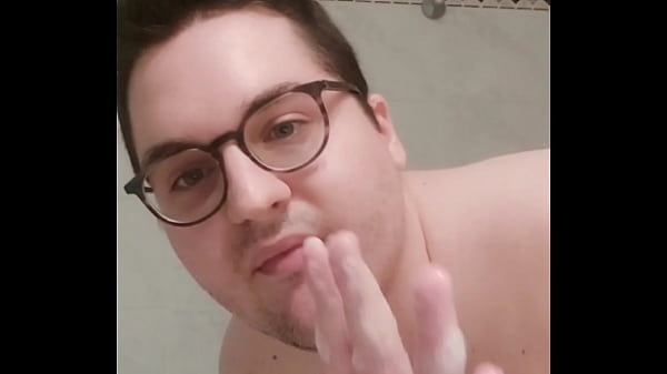 Dieci olive verdi per due buchi