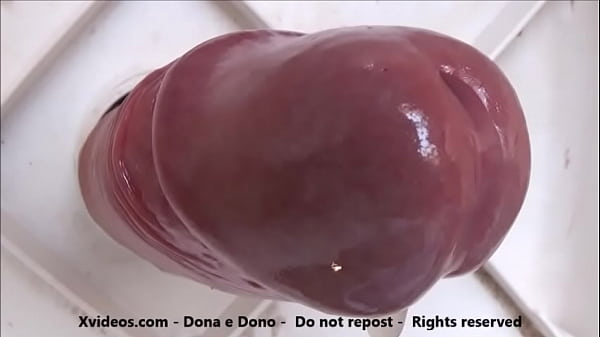 Agujero glorioso casero - seta roja corriéndose