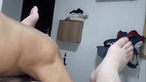 Maurer mögen Rab&atilde_o Teil 3/3 (VOLLSTÄNDIG AUF XVIDEOS ROT) Ich kam an der Baustelle vorbei und der Maurer pfiff und sagte, ich hätte einen Rab&atilde_o und bat mich, nachts zum Motel zu gehen – Fernando Devil