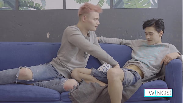 Logan Cums On Oliver'_s Chest After Some Wild Oral &amp_ Anal Scenes!