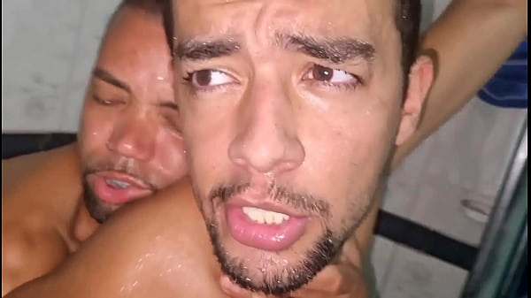 Worker waited for everyone to leave work to fuck Carl&atilde_o, the one everyone says has a donkey's dick - FULL RED