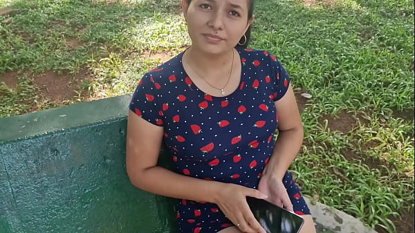 Tôi fuck một người lạ trẻ một cách tự nhiên