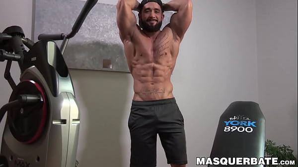 Bearded guy Zack Lemec shows off his muscles during jerk off
