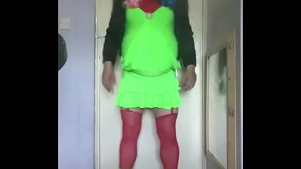 its me that wants to swallow your pee part 3