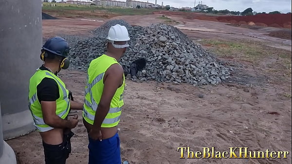 Employees from the city council... fucking hidden at construction sites.