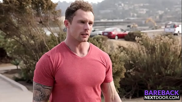 Muscle studs Sir Jet and Markie More doing raw bareback