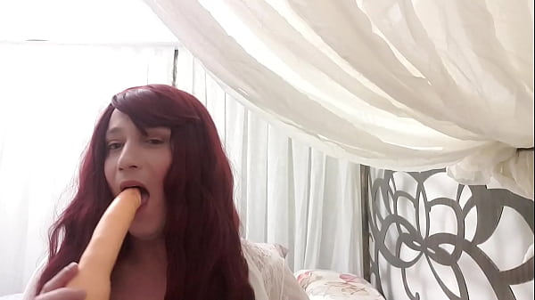 usando mi juguete favorito