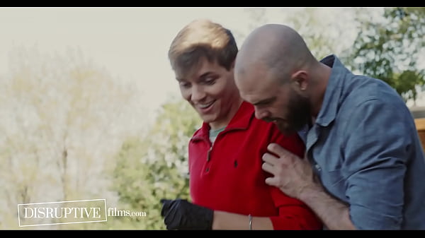 Twink hư hỏng quyến rũ người siêng năng lớn tuổi - Jack Bailey, Cliff Jensen - DisruptiveFilms