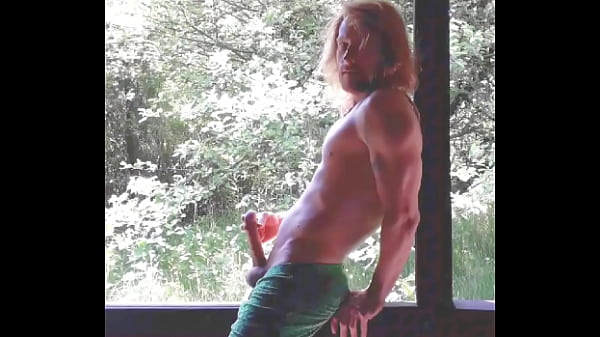 Sexy hunk fapping his juicy big cock in an abandoned place