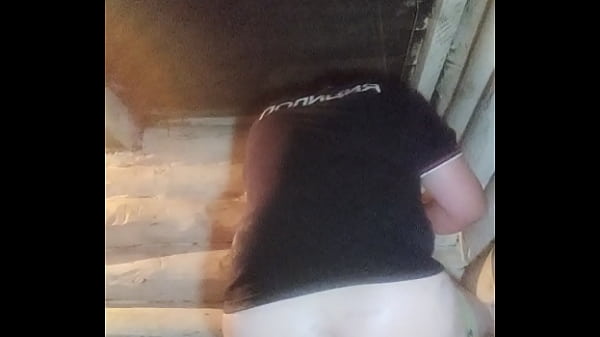 Vollständiges Video: Geiler Fick mit einem riesigen leckeren Arsch, Springen auf einen Schwanz, tiefe Kehle nach dem Arsch!!!