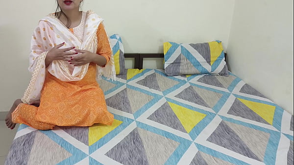 Sardarni-Tante wird von einem jungen Bihari-Jungen mit klarem Punjabi-Dirty-Talk gefickt