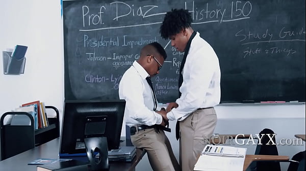 Ebenholz-Nerds werden schwul