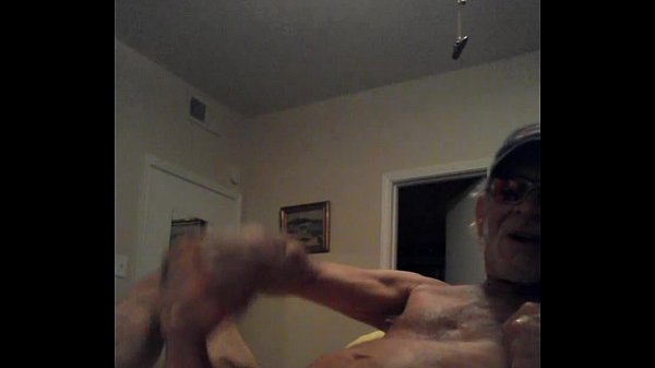 Abschluss einer nächtlichen Edge-Session mit heißem Sperma