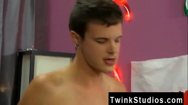 Fotos de gays asiáticos ejaculando Ryan Sharp não fica excitado quando ele