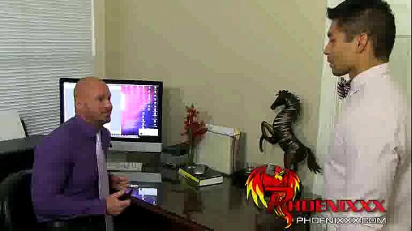 नए लड़के को उसका साथी मिल गया!