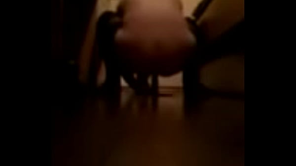 crossdresser dildo play